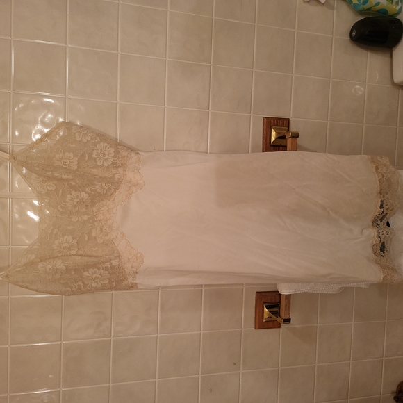 Vintage Slip medium - Picture 1 of 2